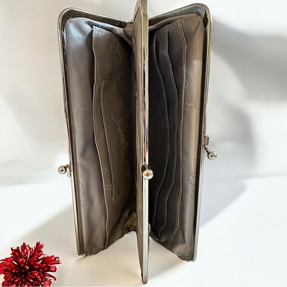 Quilted Clutch Wallet Floral Print Card Slots Double Kiss Lock Multicolor - Picture 3 of 5